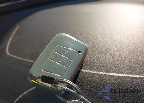 2019 Volkswagen Atlas 3.6L V6 Se W/Technology from USA, damaged, VIN 1V2WR2CA9KC605876